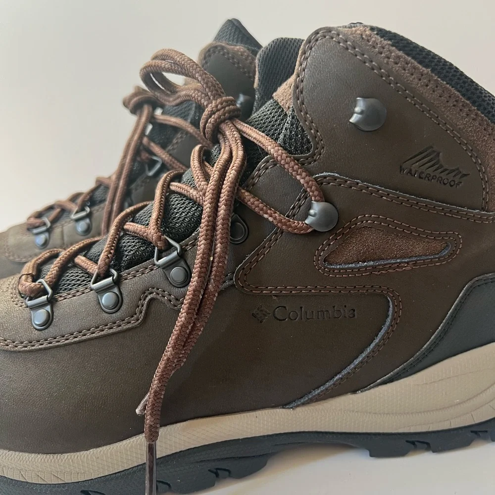 Columbia Women’s Newton Ridge Plus Waterproof Hiking Boot Size 12 - Picture 3 of 9